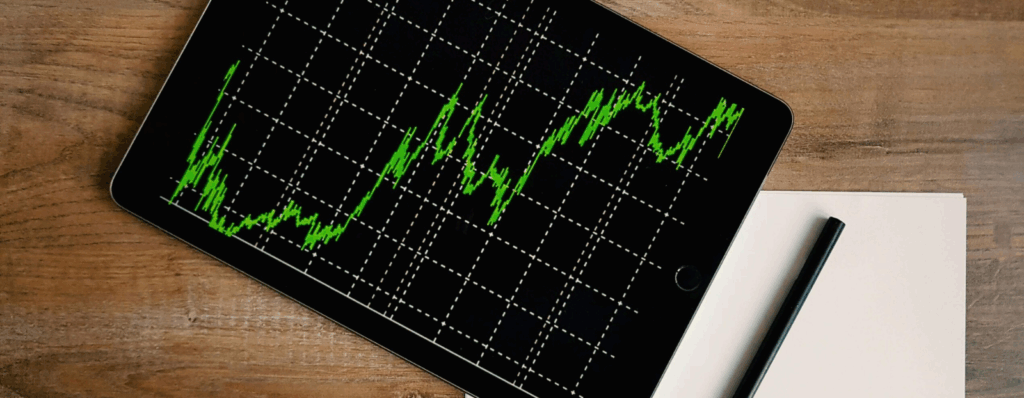 Trends Defining Middle-Market Private Equity in Q1 2025