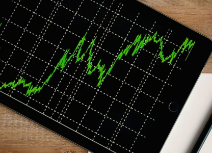 Trends Defining Middle-Market Private Equity in Q1 2025